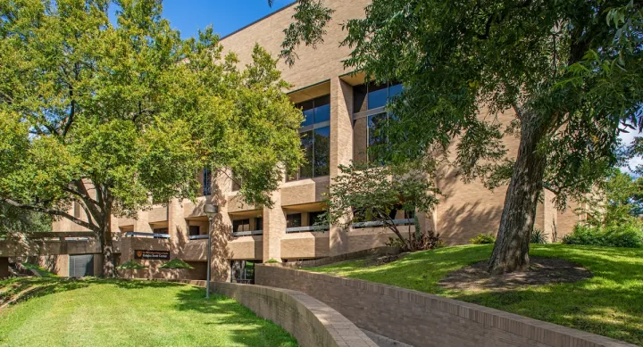 Walking pathway to the first-floor entrance of Doty Fine Arts Building